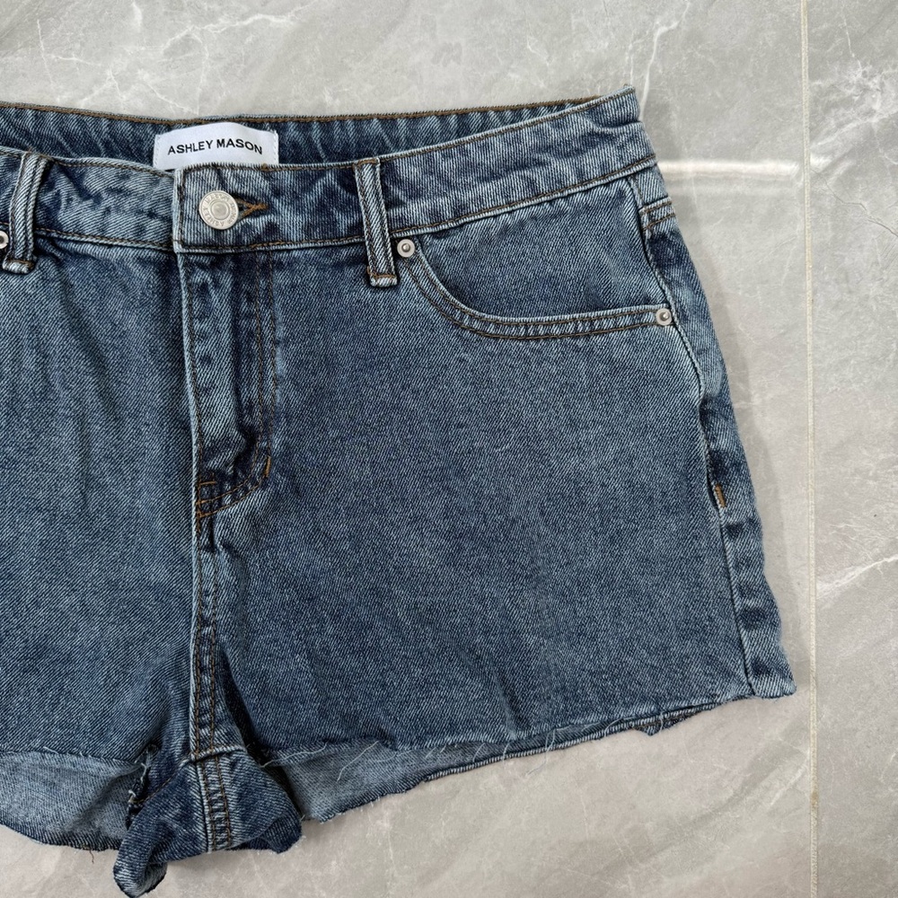 Women’s Ashley Mason Denim Jean Shorts Hearts Ribbon Bow Cottagecore Size 9 / 29 - Picture 3 of 16